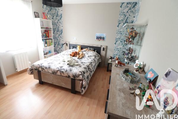 Maison à vendre 7 pièces 138 m² Le Fouilloux