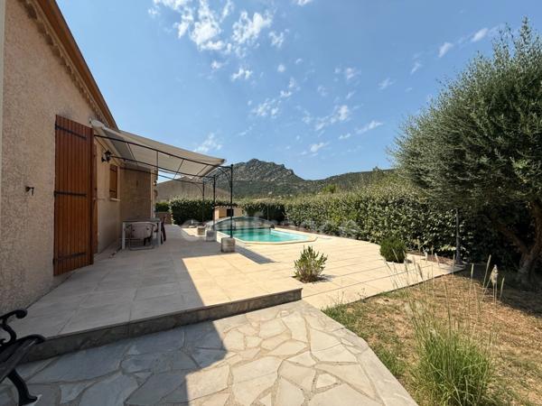 Maison à vendre 5 pièces avec piscine , terrain environ 667 m2 SAINT HIPPOLYTE DU FORT (30)