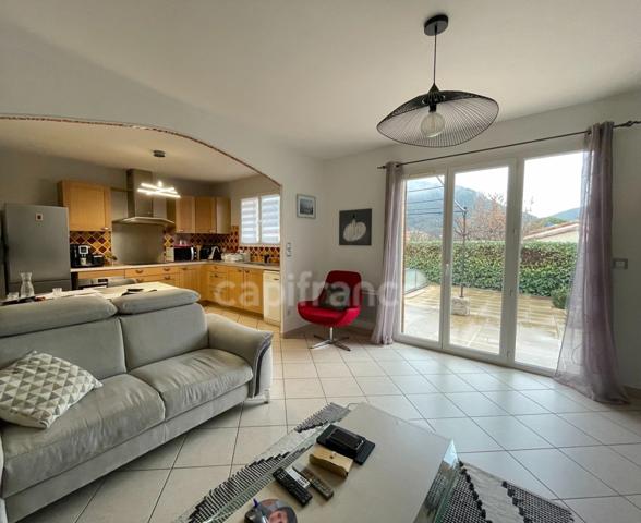 Maison à vendre 5 pièces avec piscine , terrain environ 667 m2 SAINT HIPPOLYTE DU FORT (30)