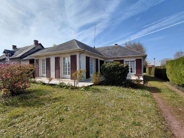 Maison à vendre à Châtillon-sur-Indre - 4 chambres, grand terrain