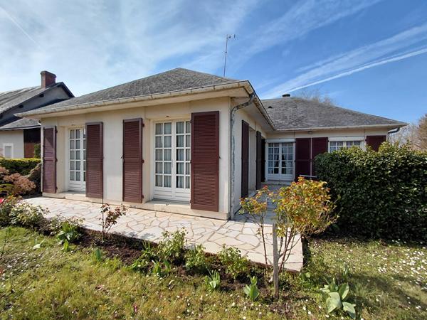 Maison à vendre à Châtillon-sur-Indre - 4 chambres, grand terrain