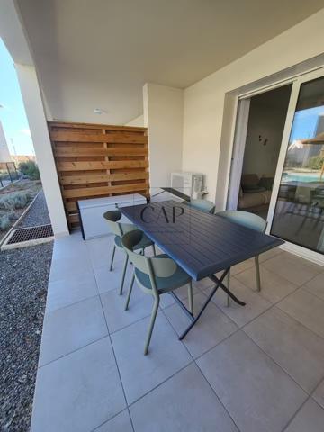 Marina di Bravone – T3 avec terrasse face piscine, parking et plage à proximité