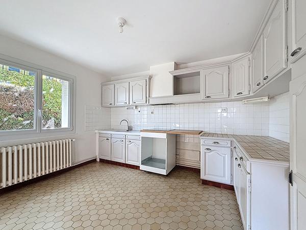 Maison familiale 108m² avec terrain constructible à vendre