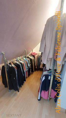 Pavillon sur sous-sol, piscine chauffée dans un village recherché du soissonnais