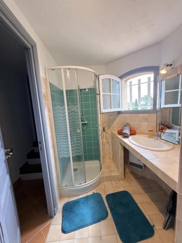 Maison à vendre 4 pièces LES ISSAMBRES (83)