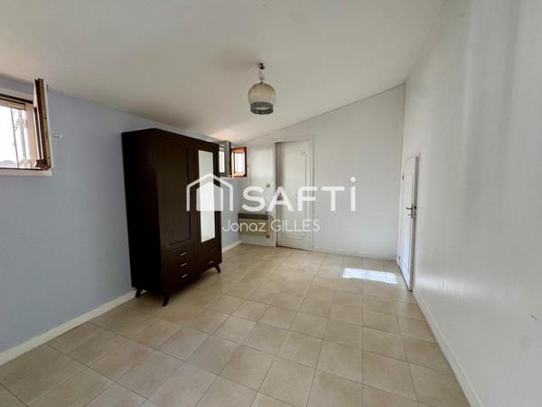 Maison T4 dans un bourg proche du pont