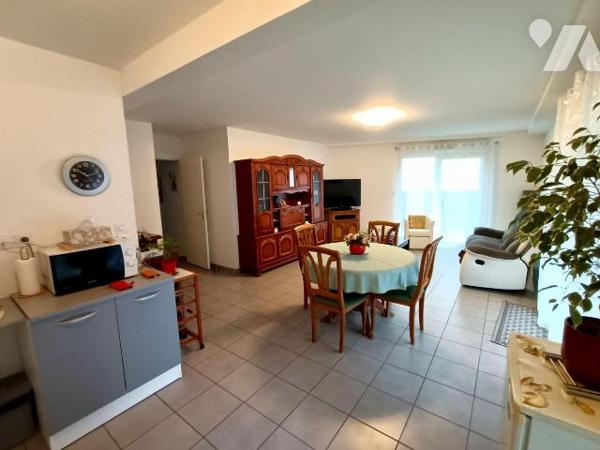 NOUVEAUTE TRENTE CINQ NOTAIRES - Quartier de la Haye de Pan - Pour investisseurs - situé au RDC...