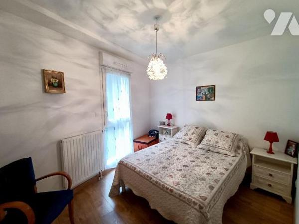 NOUVEAUTE TRENTE CINQ NOTAIRES - Quartier de la Haye de Pan - Pour investisseurs - situé au RDC...