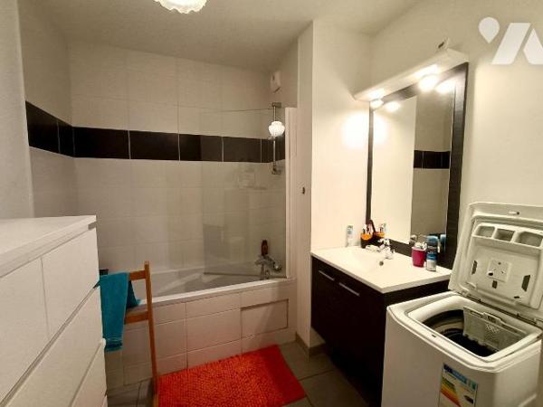 NOUVEAUTE TRENTE CINQ NOTAIRES - Quartier de la Haye de Pan - Pour investisseurs - situé au RDC...