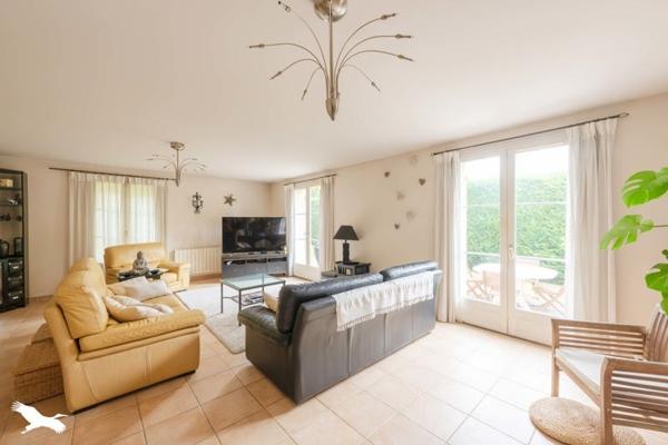 Maison 599 000 € Montlignon 6 p 135 m² DPE D