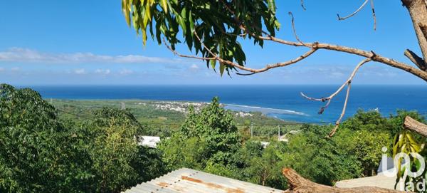 Maison 4 pièces de 75 m² à Les Avirons (97425)