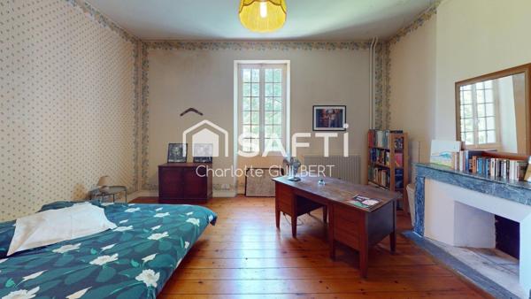 Propriété sur 12 hectares avec piscine