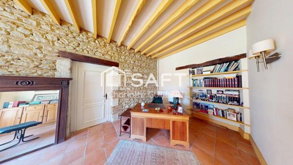 Propriété sur 12 hectares avec piscine