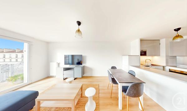 Appartement F4 à vendre  4 pièces - 80,18 m2 AUBERVILLIERS - 93