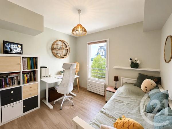 Appartement Duplex à vendre  6 pièces - 101 m 2   JUVISY SUR ORGE  - 91