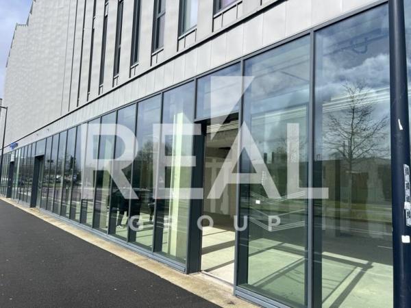Local commercial de 216 m² à louer à Bordeaux