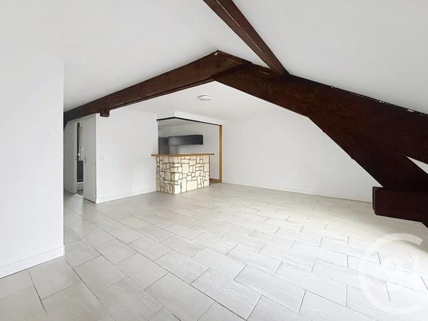 Appartement F3 à vendre  3 pièces - 67,60 m 2   CHATEAUNEUF SUR LOIRE  - 45