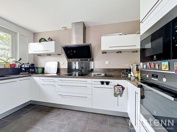 Superbe maison traditionnelle à vendre à Castanet-Tolosan - 7 pièces, 158 m²