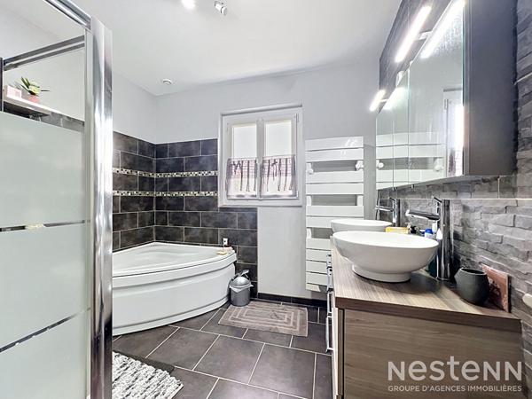 Superbe maison traditionnelle à vendre à Castanet-Tolosan - 7 pièces, 158 m²