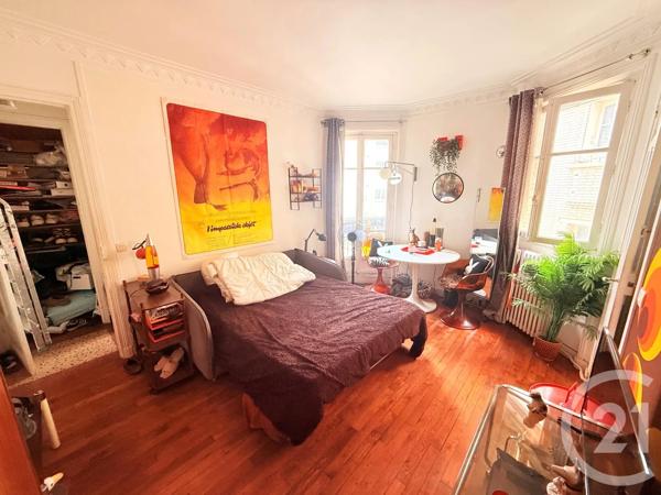Appartement F1 à vendre  1 pièce - 27 m 2   PARIS  - 75018