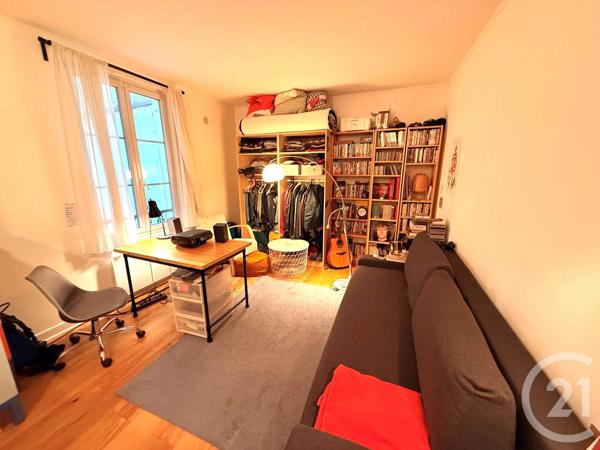 Appartement F1 à vendre  1 pièce - 27 m 2   PARIS  - 75018