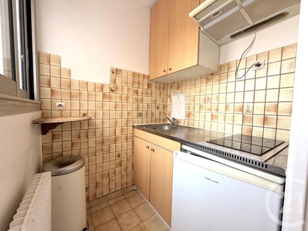Appartement F1 à vendre  1 pièce - 27 m 2   PARIS  - 75018