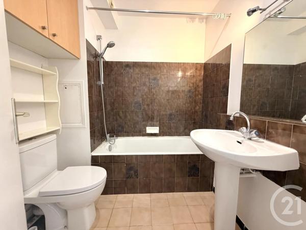 Appartement F1 à vendre  1 pièce - 27 m 2   PARIS  - 75018