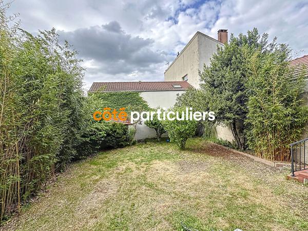 Vente
                Maison100 m² - 4 Pièces -
                    Saint Maur des fossés (94100)