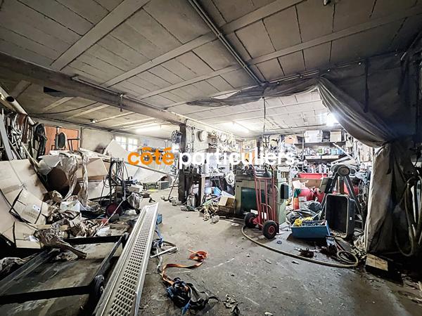 Vente
                Maison100 m² - 4 Pièces -
                    Saint Maur des fossés (94100)