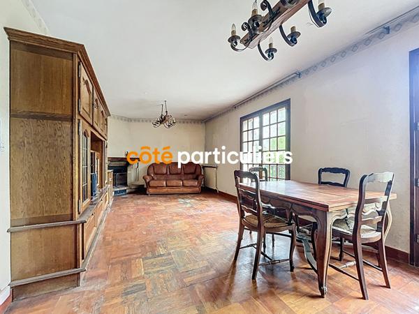 Vente
                Maison100 m² - 4 Pièces -
                    Saint Maur des fossés (94100)