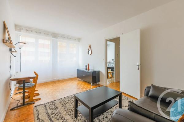 Appartement T2 à vendre  2 pièces - 47,66 m 2   CLAMART  - 92