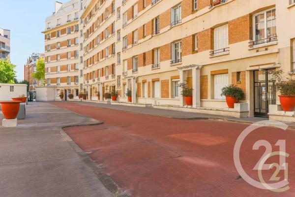 Appartement T2 à vendre  2 pièces - 47,66 m 2   CLAMART  - 92