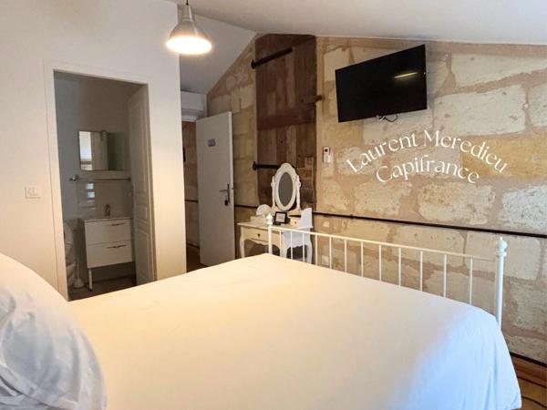 Propriété de caractère avec gîte et chambre d’hôtes – à 15 min de Bordeaux