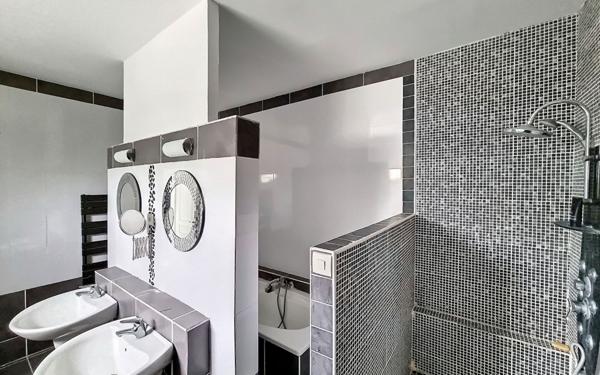 Maison à vendre    6 pièces •  Conflans-sur-Anille