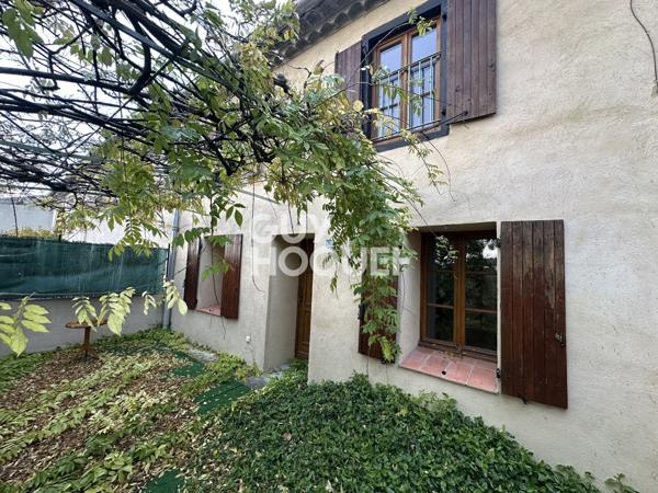 Maison Carcassonne, 2 chambres sur terrain de 120 m².