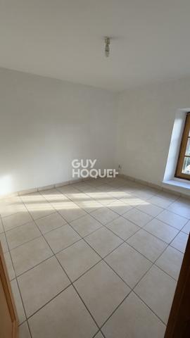 Maison Carcassonne, 2 chambres sur terrain de 120 m².