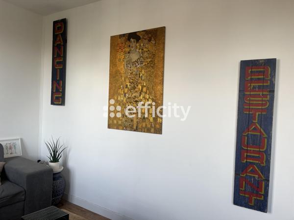 Maison
         8 pièces
        - 182 m² Bien prestige 705 000 € *