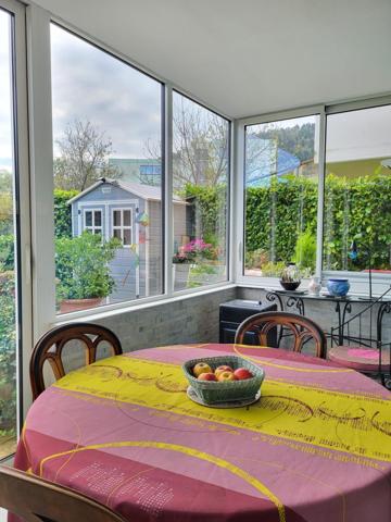 Appartement T2 avec véranda et terrasse à Rosemont Saint-Ferjeux