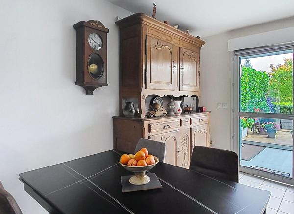 Appartement T2 avec véranda et terrasse à Rosemont Saint-Ferjeux
