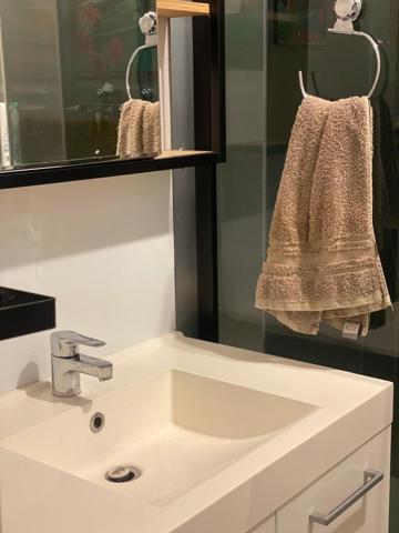 Appartement T2 avec véranda et terrasse à Rosemont Saint-Ferjeux