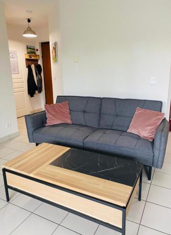 Appartement T2 avec véranda et terrasse à Rosemont Saint-Ferjeux