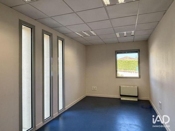 Bureaux à vendre 810 m² Écully