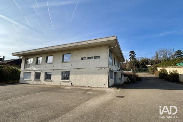 Bureaux à vendre 810 m² Écully