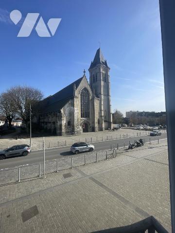 Appartement T3 avec terrasse et balcon – SECLIN Hypercentre – Face à la Collégiale