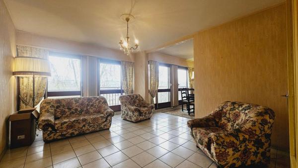 BOURGES APPARTEMENT 3 PIECES 81M² BALCONS PARKING