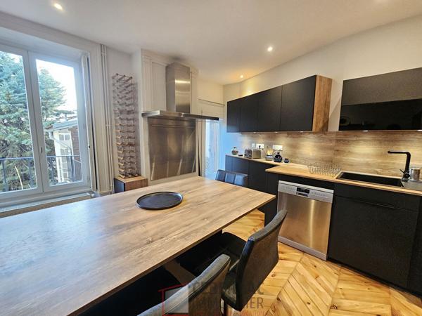 T5 DE CARACTERE AVEC TERRASSE