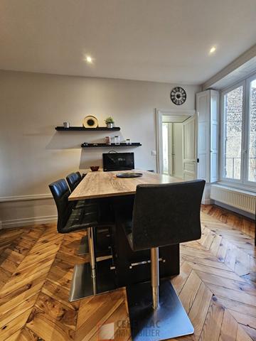 T5 DE CARACTERE AVEC TERRASSE