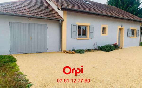 Maison à vendre    5 pièces •  Saint-Étienne-de-Saint-Geoirs