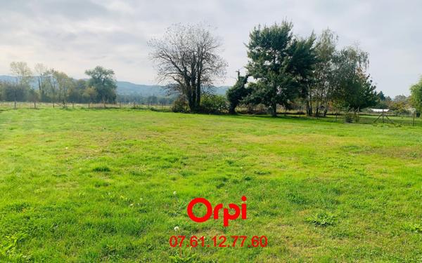 Maison à vendre    5 pièces •  Saint-Étienne-de-Saint-Geoirs