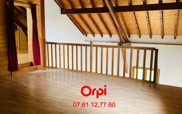 Maison à vendre    5 pièces •  Saint-Étienne-de-Saint-Geoirs